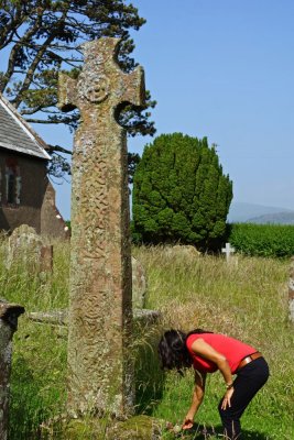 Irton cross, 3m carved red sandstone cross dating to the 9th century. Celtic spiral and fret designs rather than Scandinavian