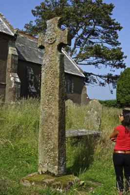 Irton cross, 3m carved red sandstone cross dating to the 9th century. Celtic spiral and fret designs rather than Scandinavian