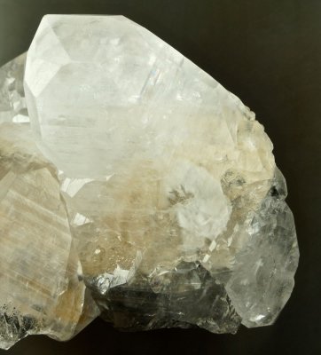 Calcite, 65 mm doubly terminated form dominated by scalenohedral faces. Dalnegorsk, Russia.