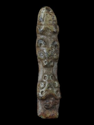 Borre-style strap-end with three round-eared bear heads, 43 mm long.