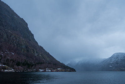 Fjord Solvorn.jpg