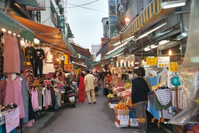 Street Market in Hualien, Taiwan, Feb. 2005