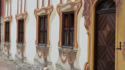 More Examples of Trompe L'oeil painting