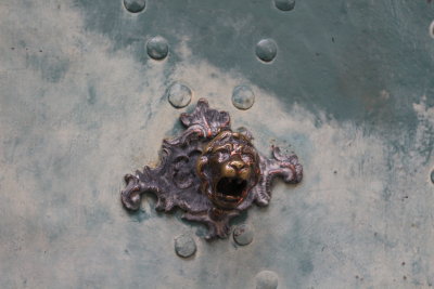 Door knocker