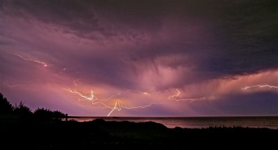 Lightning over Waterloo Bay