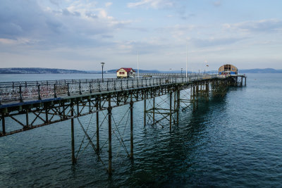 9a Mumbles Pier