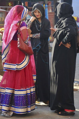 13. Contrast On The Streets