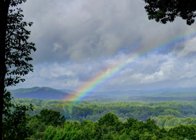 A VIVID WESTERN NORTH CAROLINA RAINBOW  -  AN HDR IMAGE