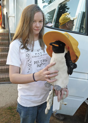 MY GRANDDAUGHTER DECIDED TO TAKE HER FAVORITE PENGUIN, BERNARD, TO THE WORKSITE