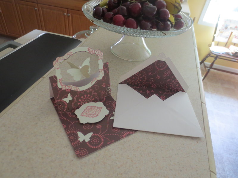 Floating buterfly card and lined envelope