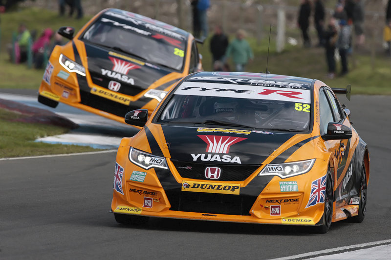 CivicTypeR_GordonShedden_Knockhill_1.jpg