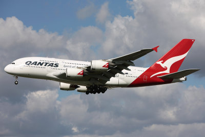 A380_VHOQD_LHRLarge.jpg
