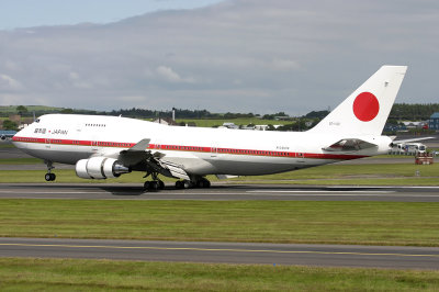 B747_201102_PIKSmall.jpg