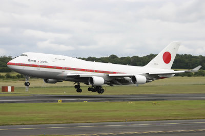 B747_201101_PIKSmall.jpg