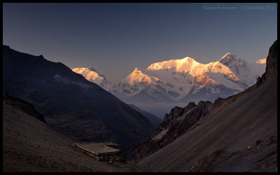 Sunrise on the Gungang Himal