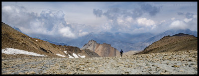 Descending from Numala La