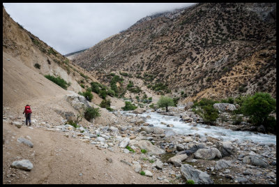 Yari Khola crossing near Tumkot