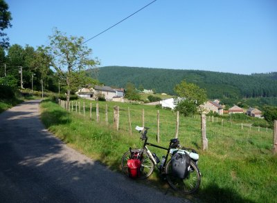 Approche du Mont Beuvray.