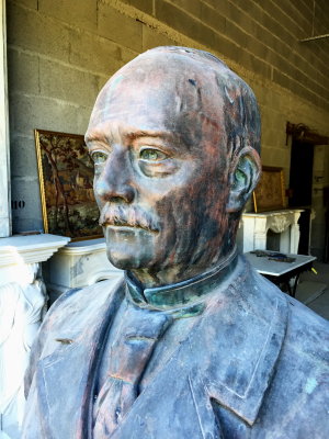 La Pierre de Jadis Charentilly