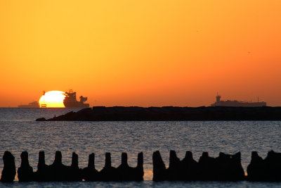 Sunrise and Tankers Texas City Dike0438fixweb.jpg