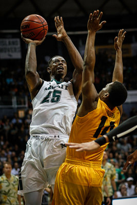 160130_LBSU-067_T4U8734-ps.jpg
