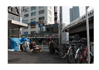 Shimbashi: shanty and bullet train