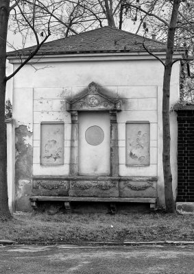 11094187bw.jpg