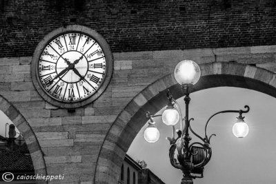 L'orologio in Piazza Bra,Verona.