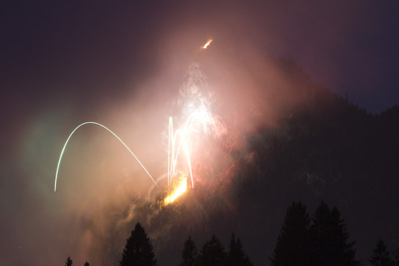 Kofel Flares 3621.jpg