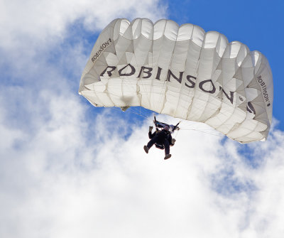 Para Robinson 1772.jpg