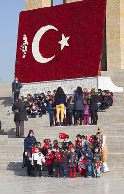 Flag Kids 4402.jpg