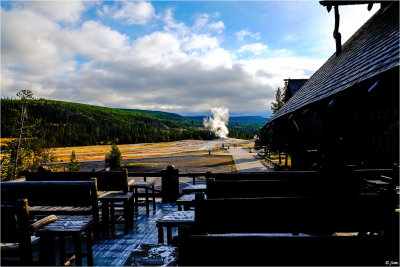 Old Faithful and Inn