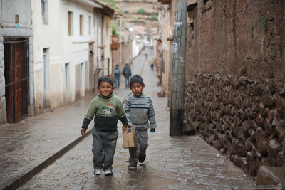 Pisac boys V