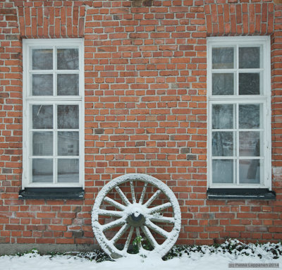 Cartwheel windows