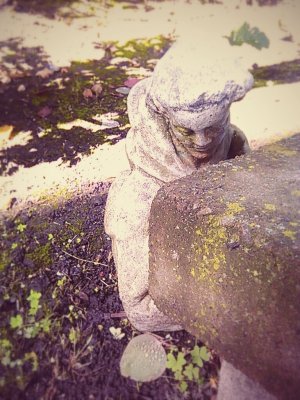 stone pensive