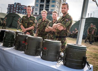 020_commandantendiner.jpg