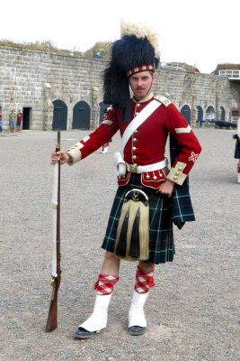 78th Highlander guard with his authentic Snider Enfield rifle