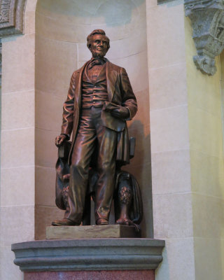 Abraham Lincoln in the rotunda