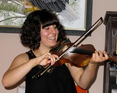 Happy fiddler at a celidh
