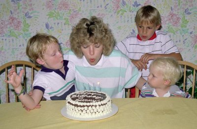 1989 - Ginny's Birthday Party