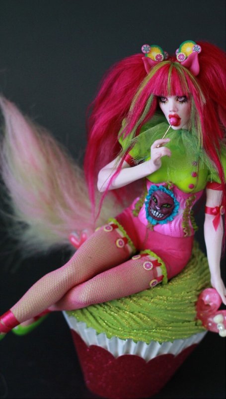 Cheshire Cupcake
