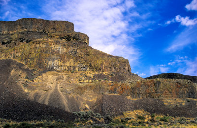 Columbia River Plateau lava flows near Yakima, WA