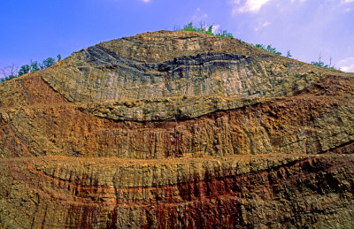 Seidling Hill roadcut near Hancock, MD exposes a syncline in the Valley and Ridge province of the Appalachians