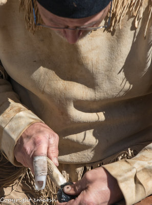 RMR_1699.jpg - Honing the perfect arrowhead