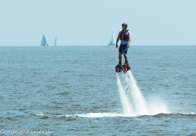 RMR_5232.jpg - Four Images
