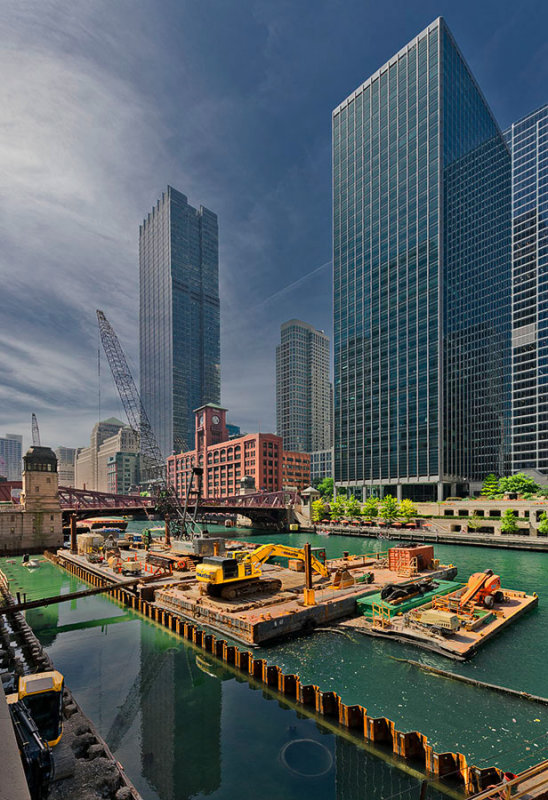 Construction of the River Walk between Dearborn and Clark