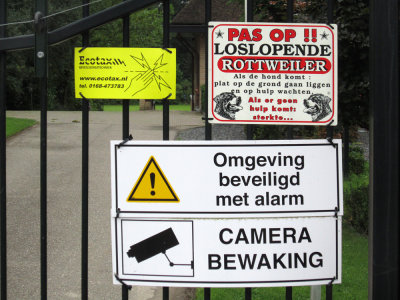 Keep out signs
