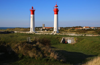 Twin lighthouse