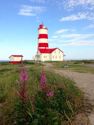 Phare de Pointe-des-Monts