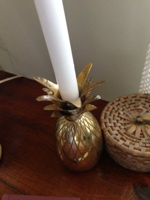 DECORATIVE ITEMS
